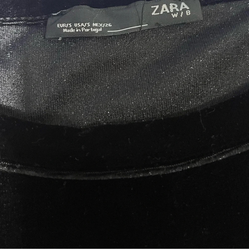 Zara W/B Tribute Ride In Paradise Velvet Oversized Tee Shirt - Picture 5 of 5